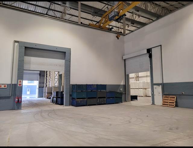 1,895M² WAREHOUSE TO LET IN BLACKHEATH INDUSTRIAL