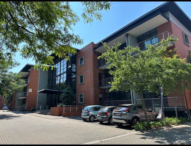 332M² OFFICE TO LET IN SANDTON CENTRAL