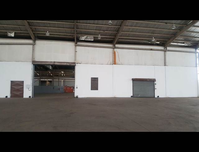 4,922M² WAREHOUSE RENTED IN ISANDO