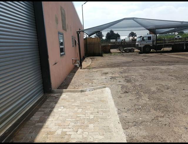 350M² WAREHOUSE TO LET IN BREDELL