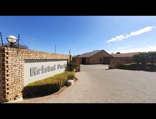 2 BEDROOM PROPERTY TO RENT IN RIVERSDALE