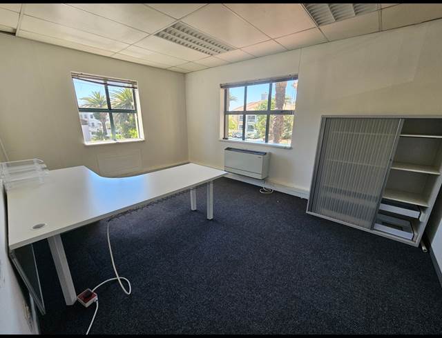621M² OFFICE TO LET IN CENTURY CITY