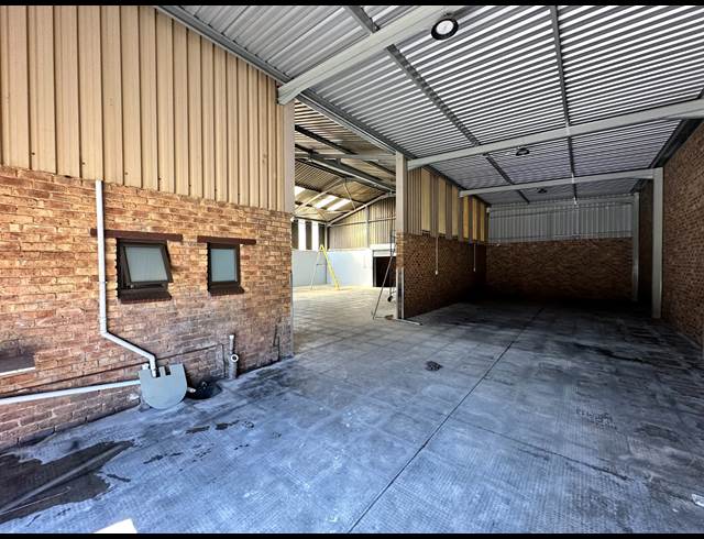 400M² FACTORY TO LET IN ANDERBOLT