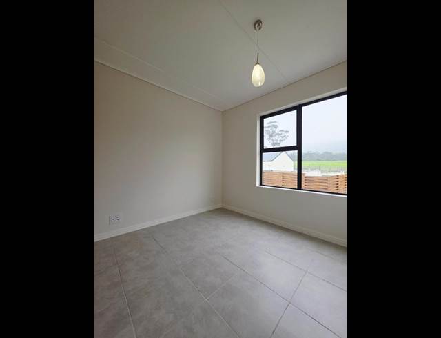 3 BEDROOM PROPERTY TO RENT IN GREENBAY ECO ESTATE
