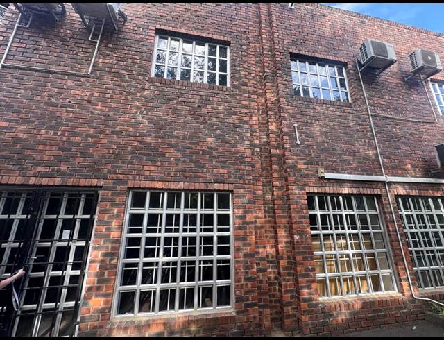 55M² BUSINESS TO LET IN UMHLALI