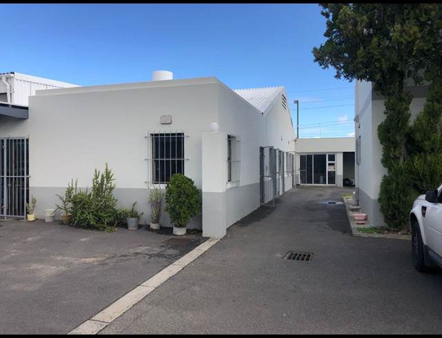 5,100M² WAREHOUSE RENTED IN BLACKHEATH INDUSTRIAL