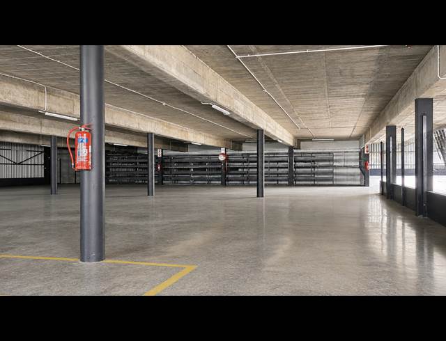 6,650M² WAREHOUSE TO LET IN MEADOWDALE