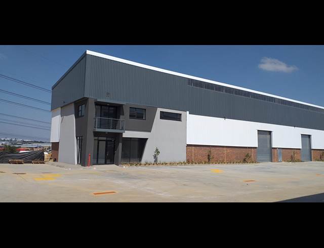 966M² WAREHOUSE TO LET IN SAMRAND BUSINESS PARK