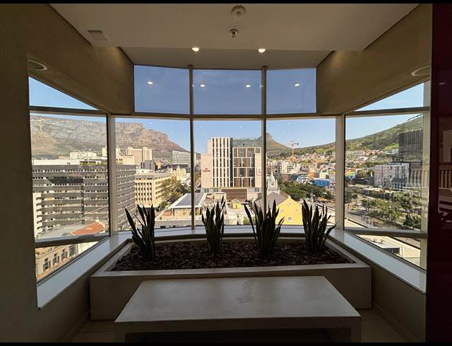 979M² OFFICE TO LET IN CAPE TOWN CITY CENTRE