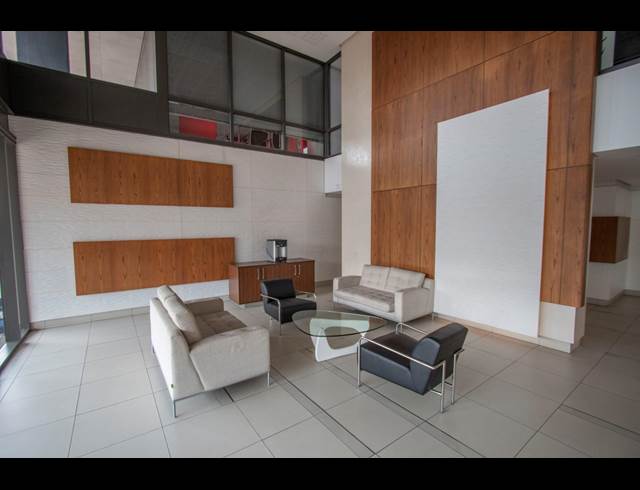 1,388M² OFFICE TO LET IN SANDTON CENTRAL