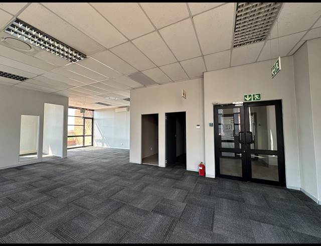 99.60M² OFFICE TO LET IN HIGHVELD TECHNOPARK