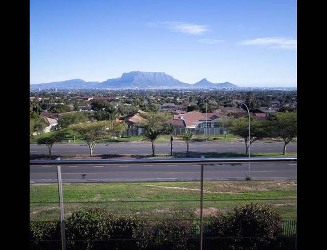 250M² OFFICE TO LET IN PLATTEKLOOF