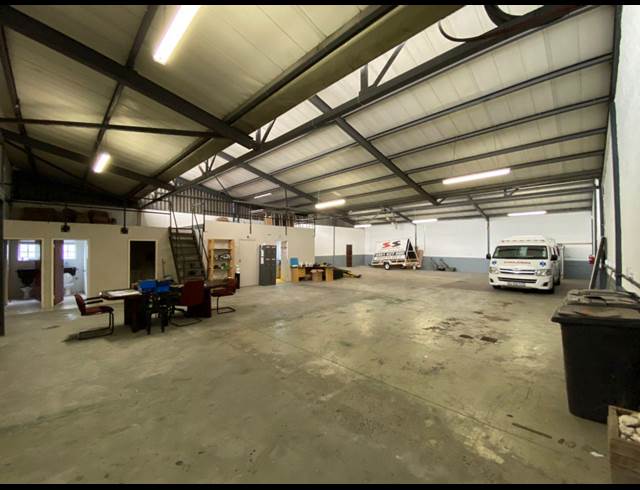 527M² WAREHOUSE TO LET IN PAROW EAST