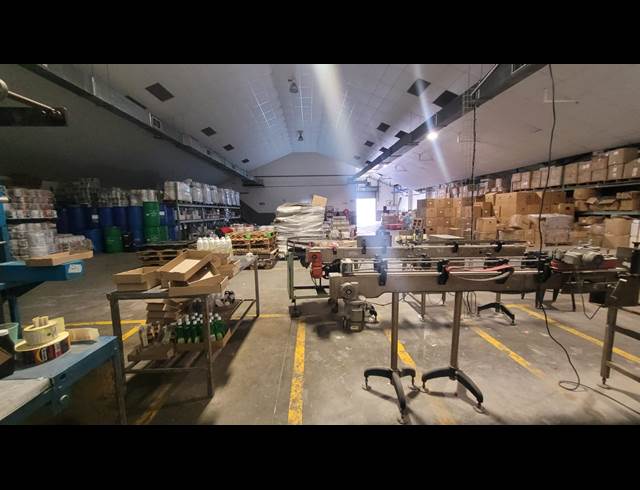 1,054M² WAREHOUSE TO LET IN ATLAS GARDENS