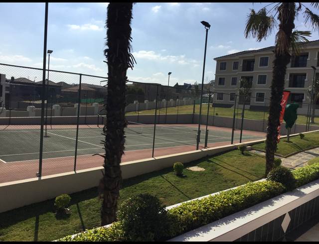 2 bed property to rent in MAROELADAL