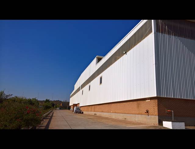 2,277M² WAREHOUSE TO LET IN OLIFANTSFONTEIN