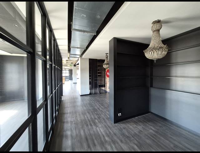 744M² OFFICE TO LET IN ROSEBANK