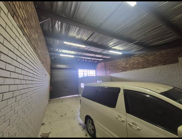 140M² WAREHOUSE TO LET IN ALRODE SOUTH