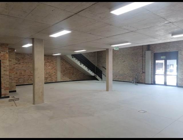 499M² WAREHOUSE TO LET IN RIVERSANDS