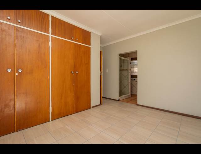 3 Bedroom House to Rent Krugersdorp