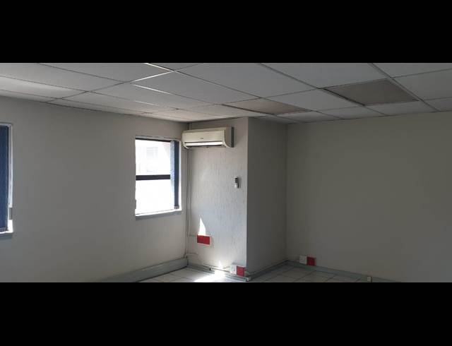 200M² OFFICE TO LET IN POMONA