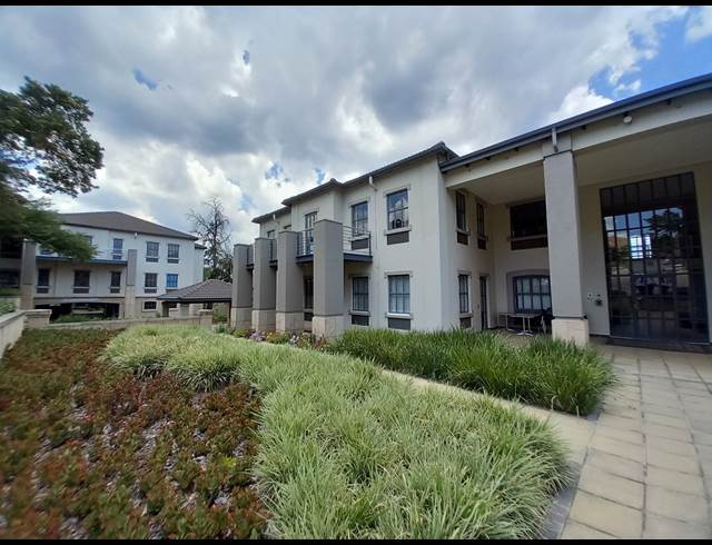 387M² OFFICE TO LET IN BRYANSTON