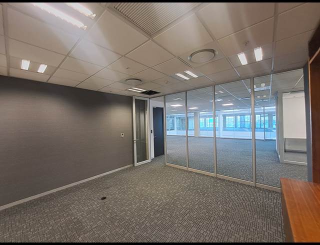 983M² OFFICE TO LET IN MELROSE ARCH