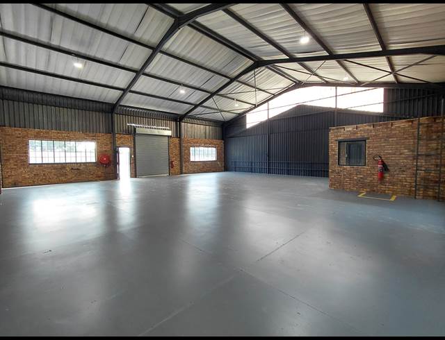 240M² WAREHOUSE TO LET IN BENONI AH