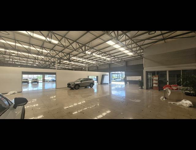 2,234M² RETAIL TO LET IN RIVERSIDE PARK