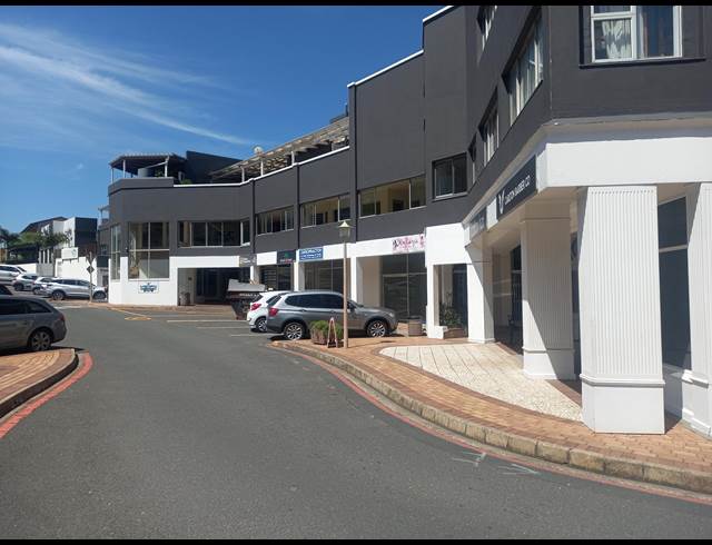 112M² RETAIL TO LET IN COMPENSATION BEACH