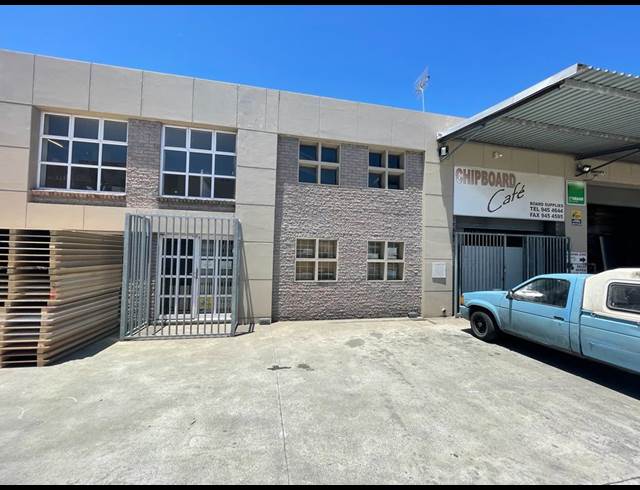 935M² WAREHOUSE TO LET IN STIKLAND INDUSTRIAL