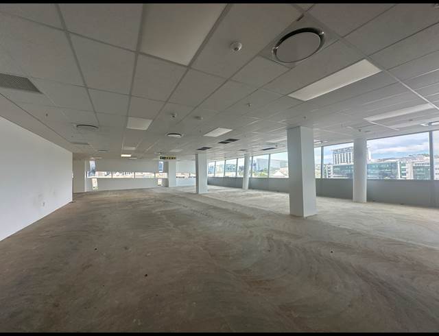 1,752M² OFFICE TO LET IN SANDTON CENTRAL