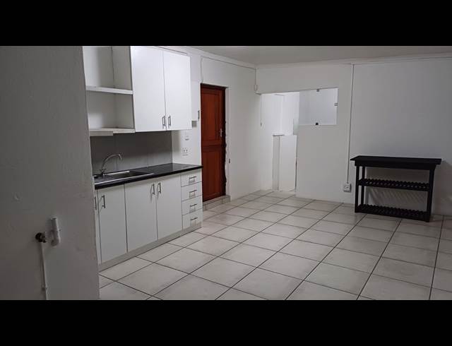 1 bed property to rent in BERGSIG