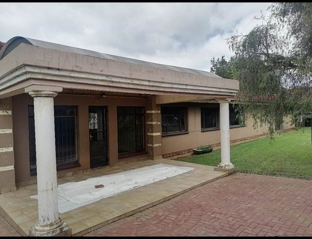 4 bed property to rent in KIBLER PARK