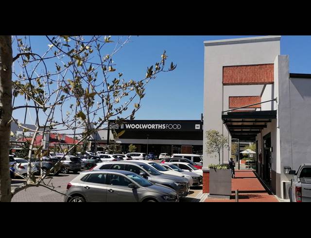 156M² OFFICE TO LET IN DURBANVILLE CENTRAL