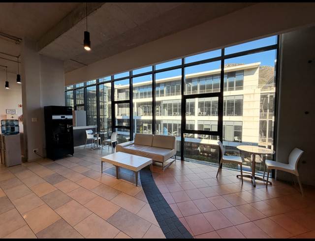 5,141M² OFFICE TO LET IN CAPE TOWN CITY CENTRE