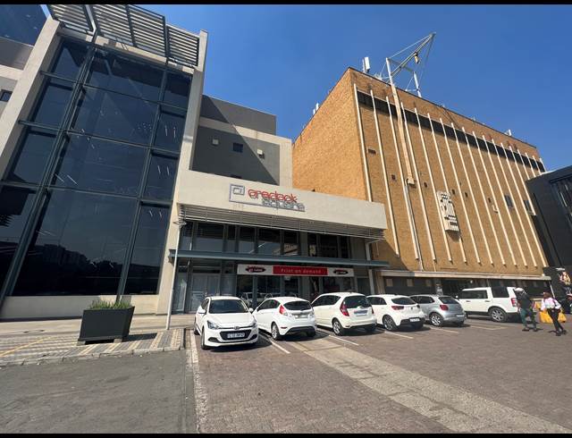 876M² OFFICE TO LET IN ROSEBANK