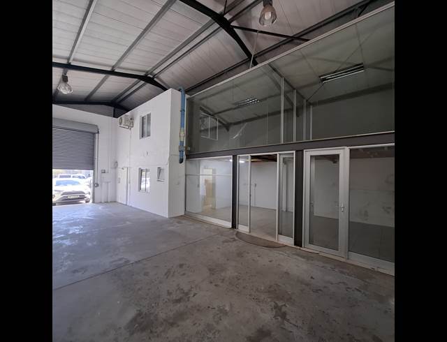 176M² WAREHOUSE TO LET IN BRACKENFELL INDUSTRIAL
