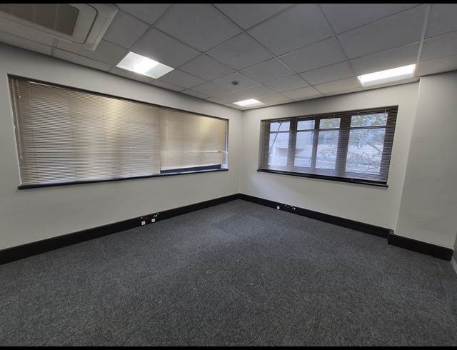 377M² OFFICE TO LET IN SANDTON CENTRAL