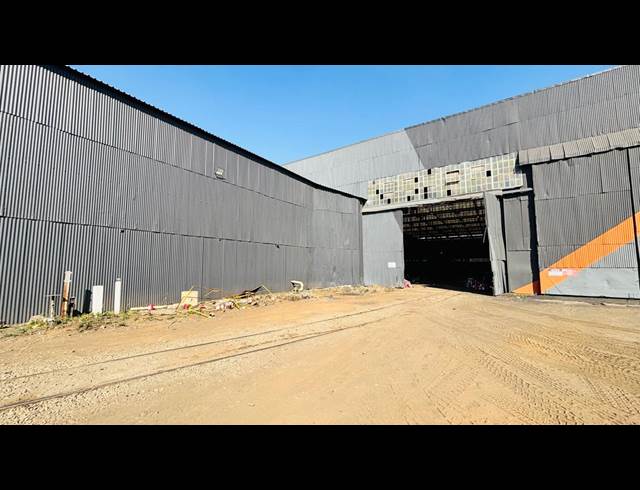 6,245M² WAREHOUSE TO LET IN DUNCANVILLE