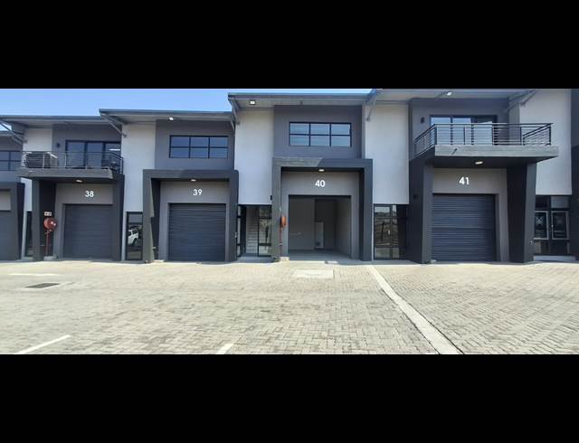 148M² BUILDING TO LET IN MOREHILL