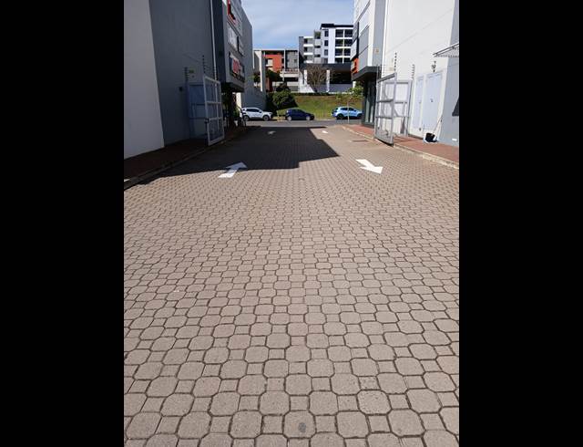 133M² OFFICE TO LET IN UMHLANGA RIDGE