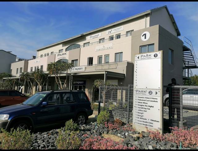 161M² OFFICE TO LET IN DURBANVILLE CENTRAL