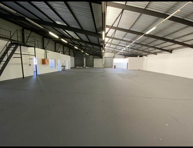680M² WAREHOUSE TO LET IN EPPING INDUSTRIAL