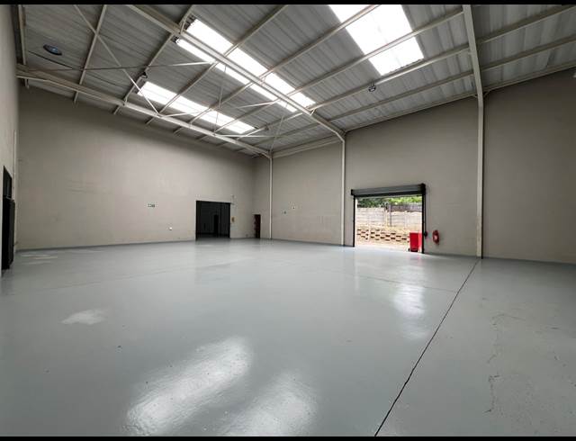 2,617M² WAREHOUSE TO LET IN STRIJDOMPARK