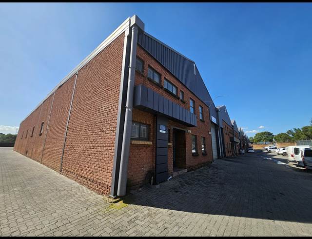 319M² WAREHOUSE TO LET IN SILVERTON