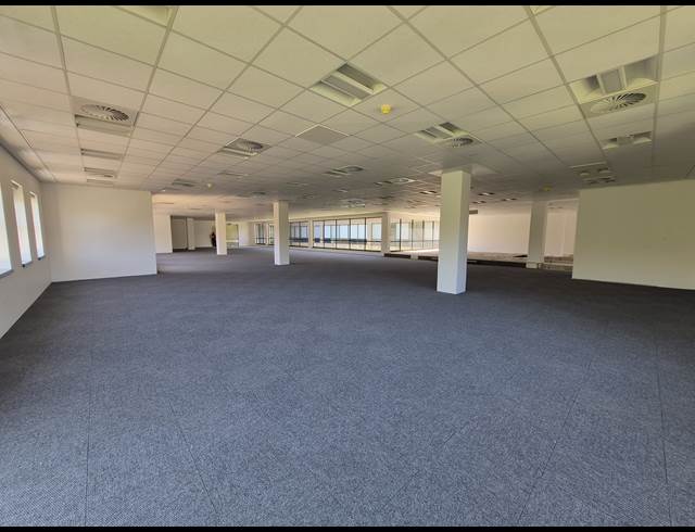646M² OFFICE TO LET IN SANDTON CENTRAL
