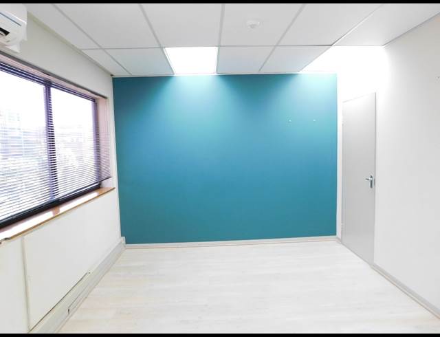 1,497M² OFFICE TO LET IN RANDBURG CENTRAL