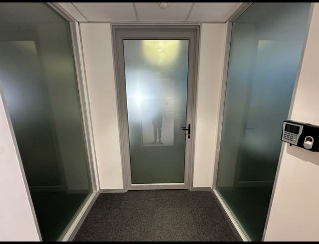 640M² BUSINESS TO LET IN CENTURY CITY