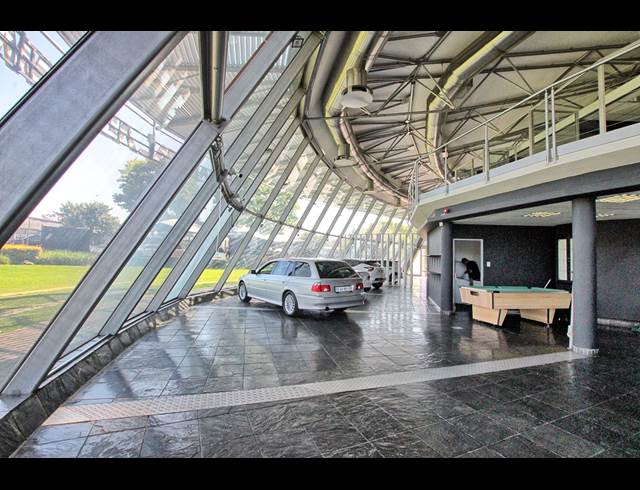 5,600M² WAREHOUSE TO LET IN HALFWAY HOUSE